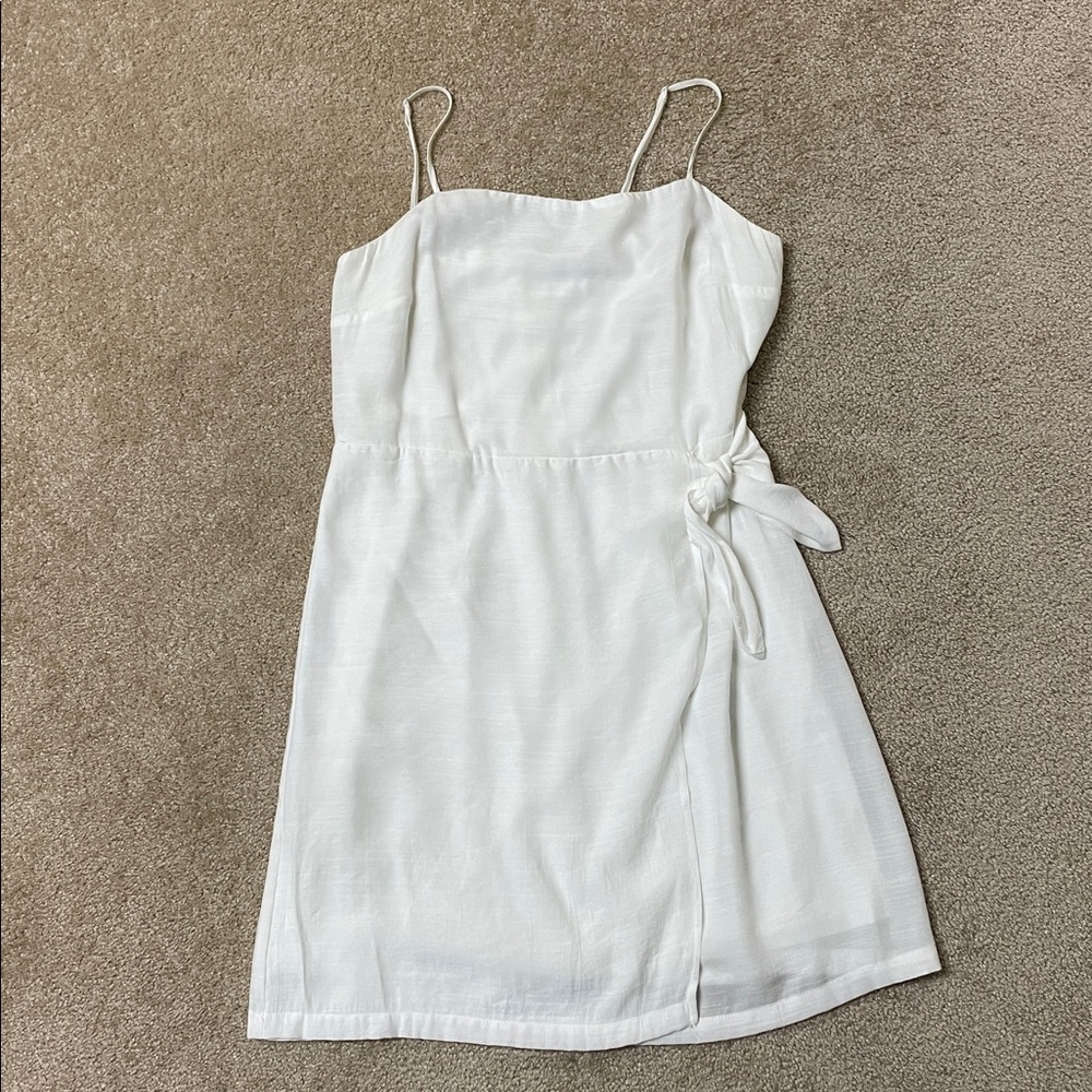 Nine West White Mini Wrap Dress with Tie Size Medium